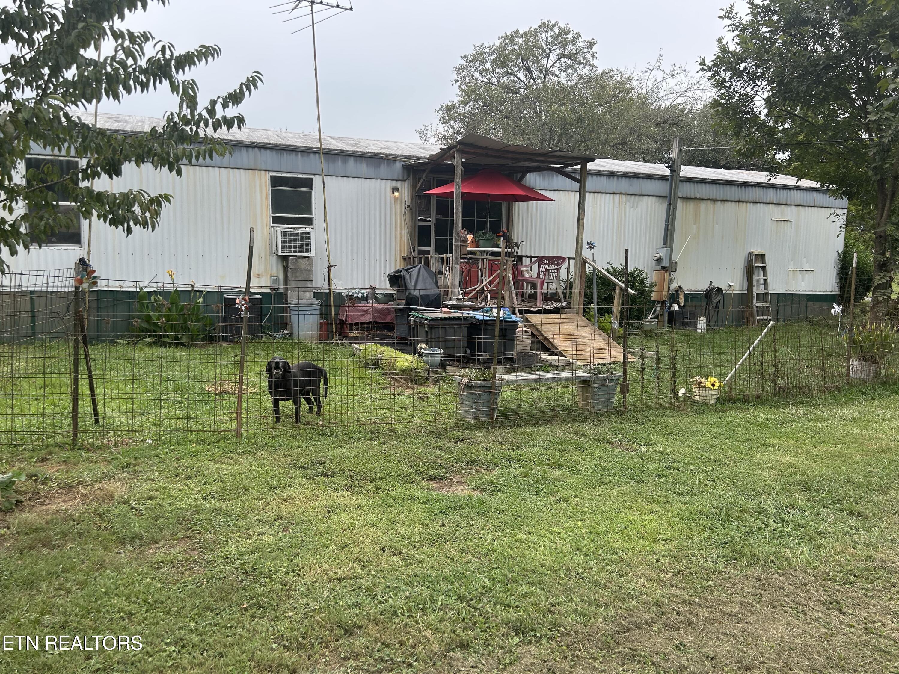 5920 Highway 58 Decatur, TN 37322 - Photo 2 of 3 IMG_1118