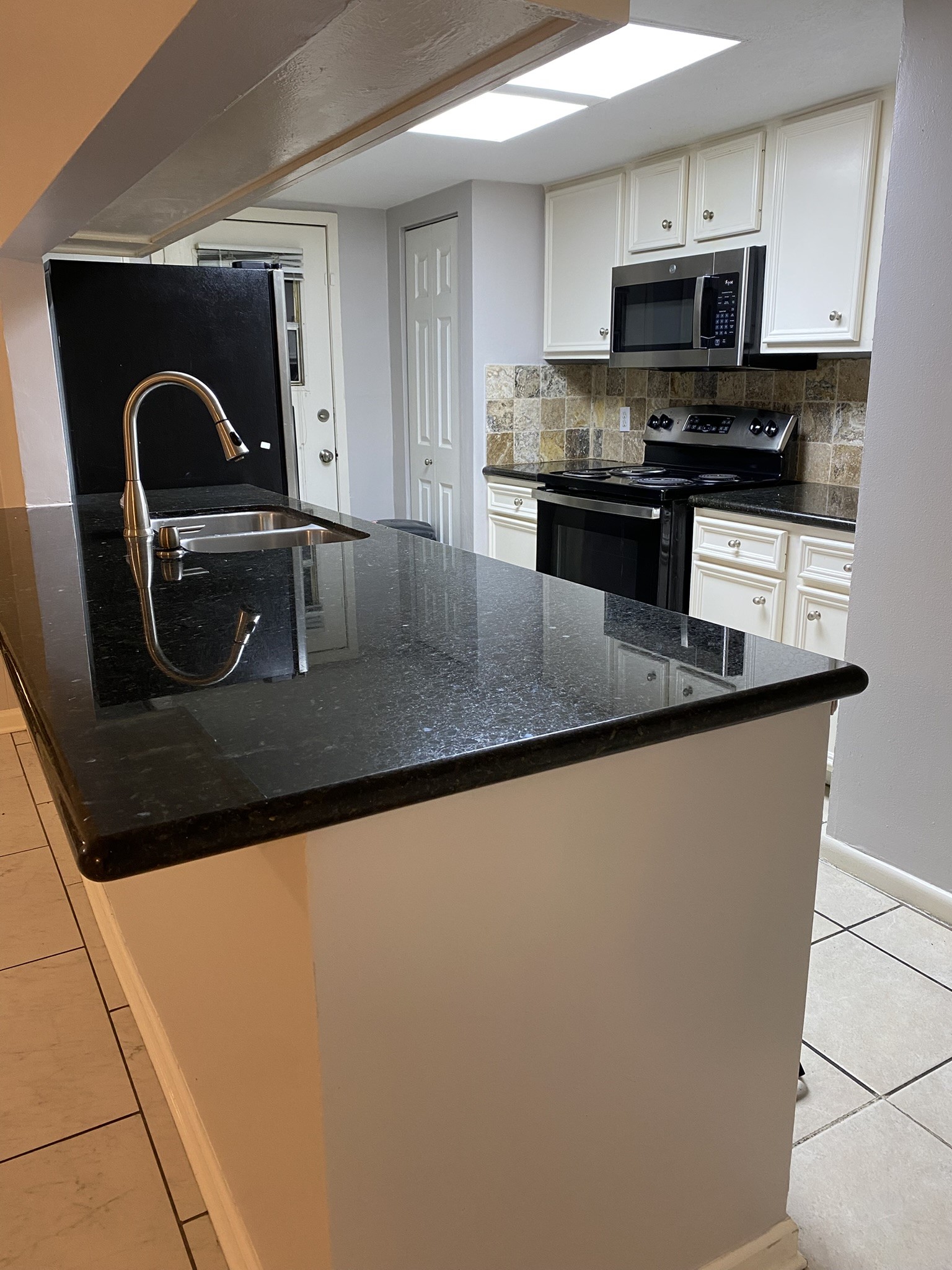 9535 Clanton Street Houston, TX 77080 - Photo 13 of 22