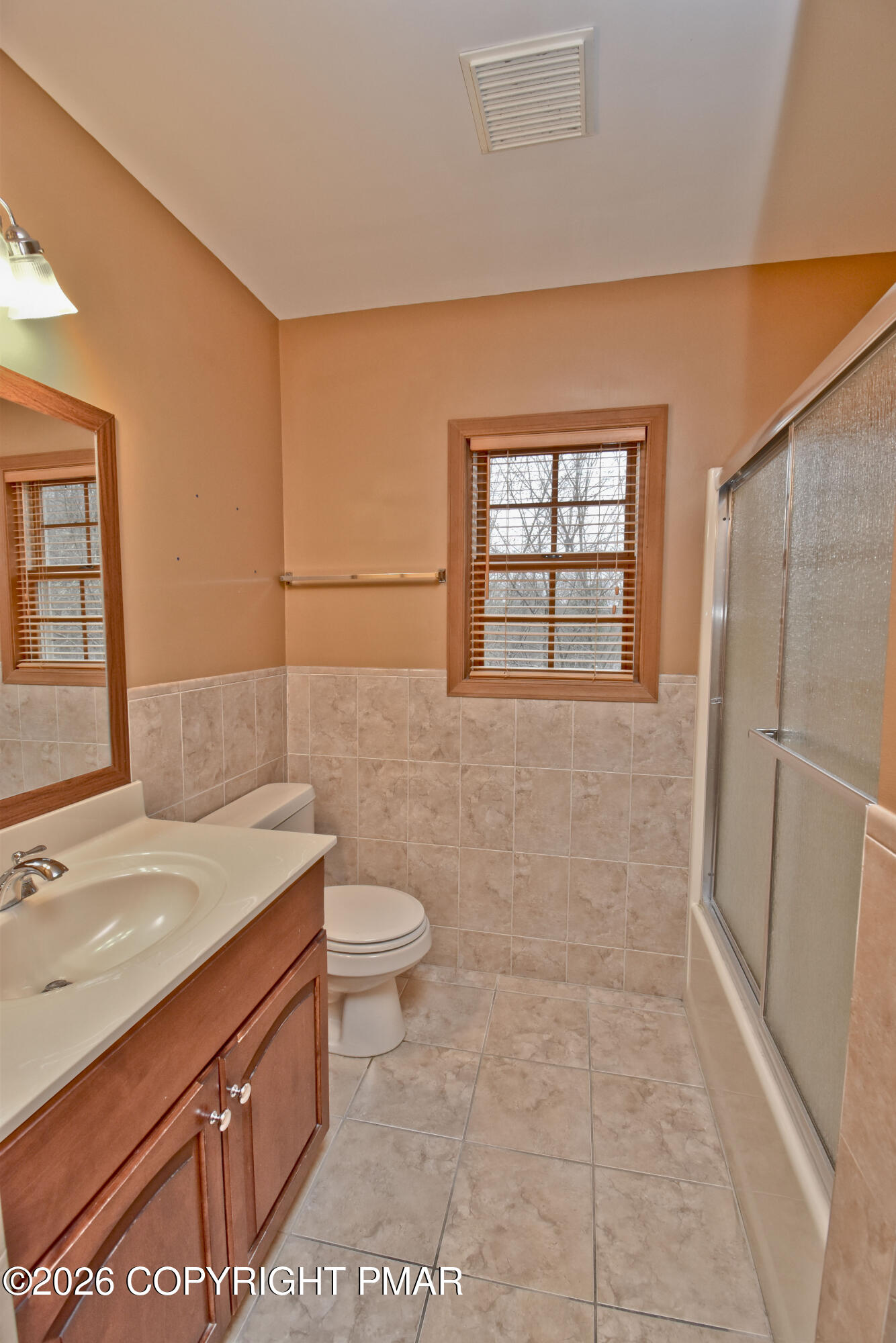 131 Canterbury Road Bushkill, PA 18324 - Photo 39 of 65 a bathroom with a sink a toilet and a shower