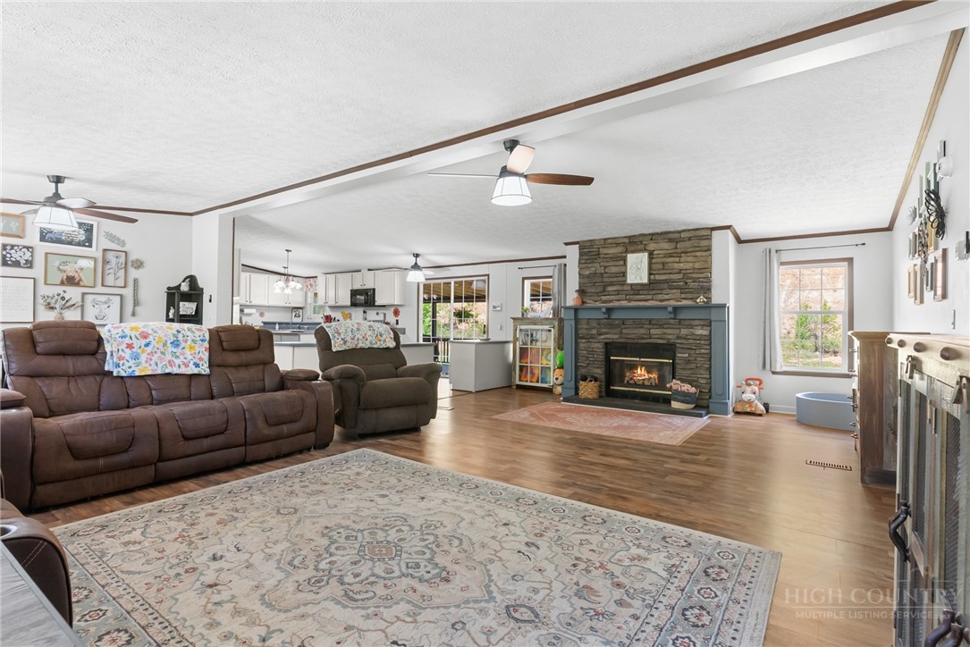152 Pioneer Ridge Sparta, NC 28675 - Photo 7 of 48