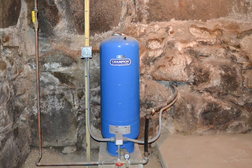 1031 Old Fall River Road Dartmouth, MA 02747 - Photo 31 of 32 a bathroom with a shower