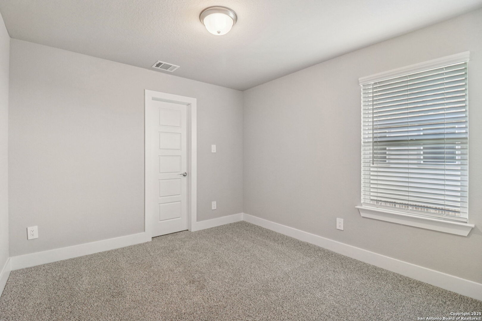12602 Winding Butte Schertz, TX 78154 - Photo 35 of 46 an empty room with a window