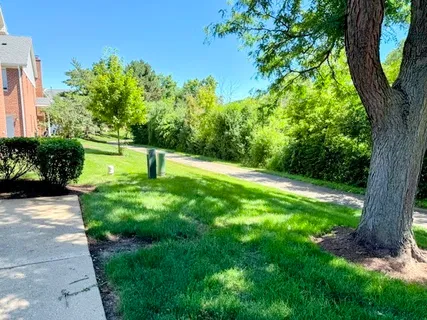$2,500 | 5 Dewalt Court, Elmhurst, IL 60126