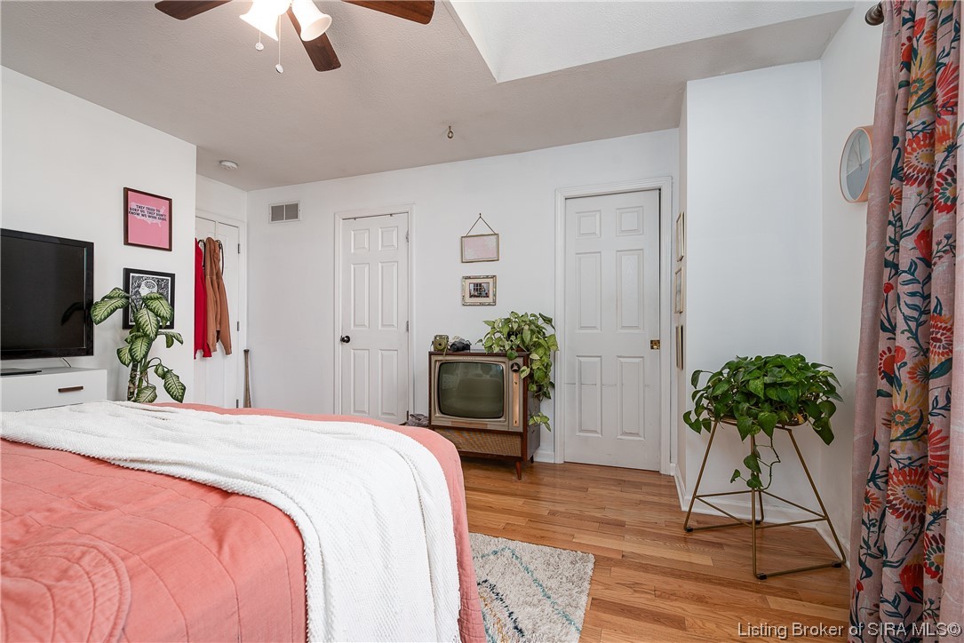 910 Nettle Ridge Road Jeffersonville, IN 47130 - Photo 14 of 30 Gallery Image 14