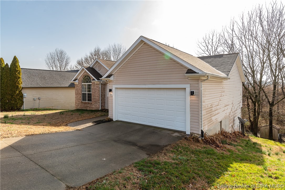910 Nettle Ridge Road Jeffersonville, IN 47130 - Photo 24 of 30 Gallery Image 24