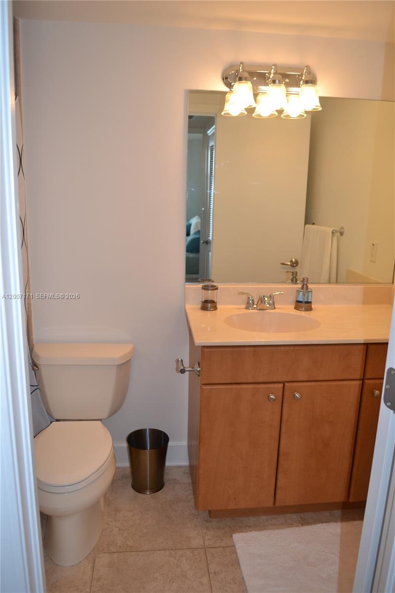 401 69th Street, Unit 1013 Miami Beach, FL 33141 - Photo 11 of 18