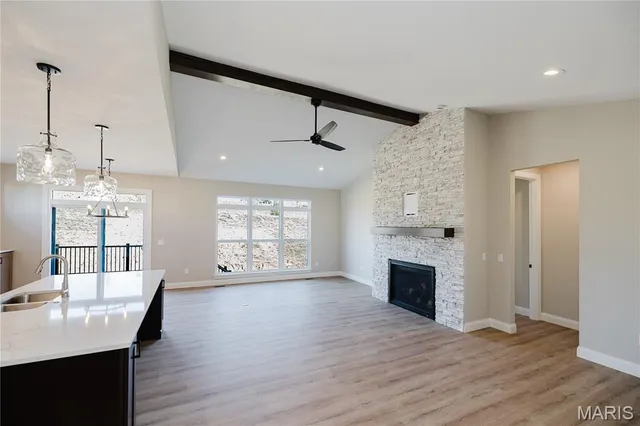 $640,300 | 5333 Tesson Court, St. Louis, MO 63128