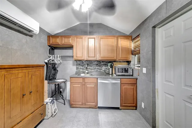 $595,000 | 291 North Cortez Drive, Unit 291, Margate, FL 33068