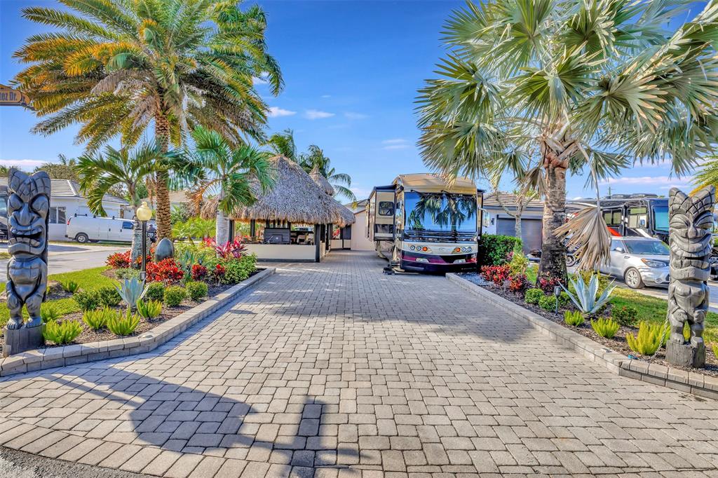 291 North Cortez Drive, Unit 291 Margate, FL 33068 - Photo 15 of 25