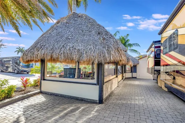 $595,000 | 291 North Cortez Drive, Unit 291, Margate, FL 33068