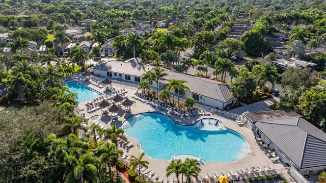 $595,000 | 291 North Cortez Drive, Unit 291, Margate, FL 33068