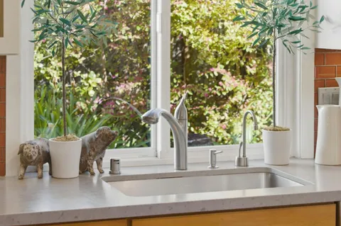 $1,999,000 | 572 Seahorse Lane, Redwood Shores, CA 94065