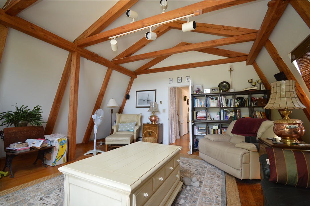 1028 East Main Road Portsmouth, RI 02871 - Photo 17 of 39