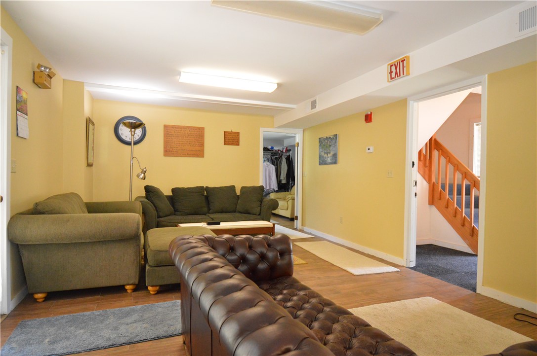 1028 East Main Road Portsmouth, RI 02871 - Photo 26 of 39