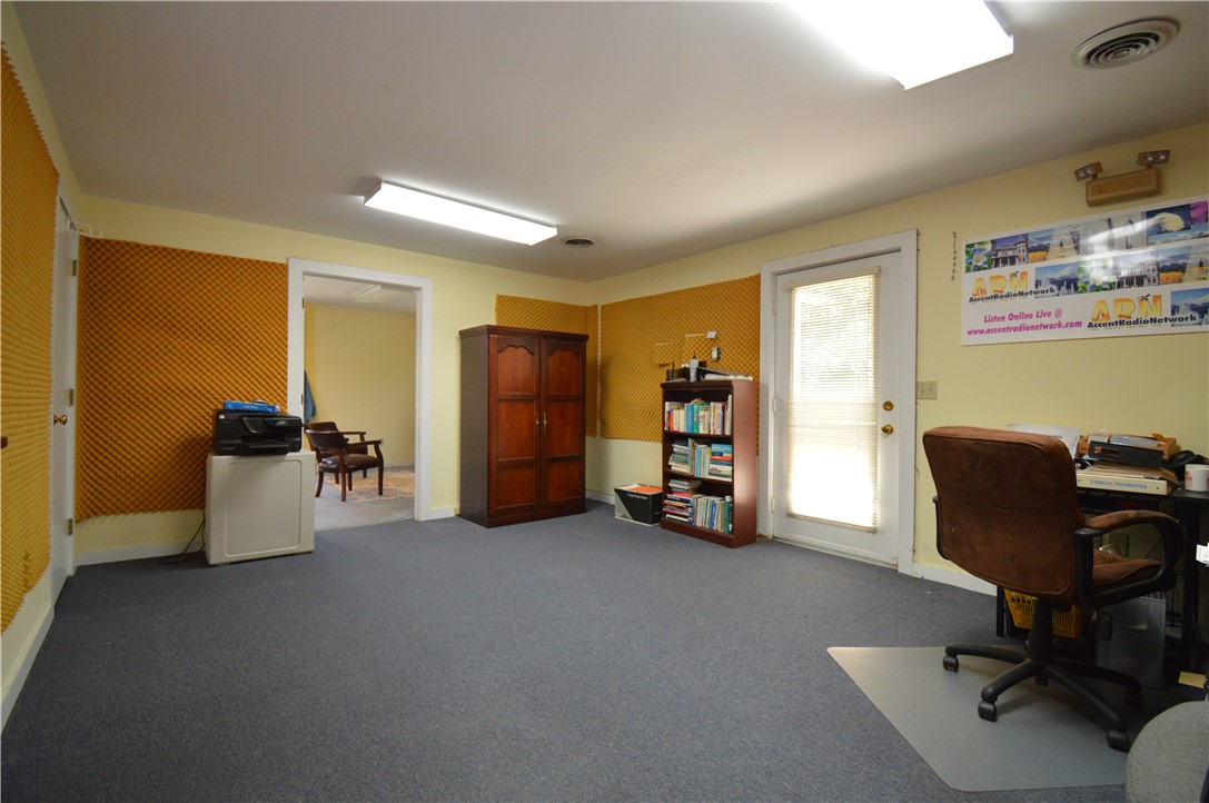 1028 East Main Road Portsmouth, RI 02871 - Photo 35 of 39
