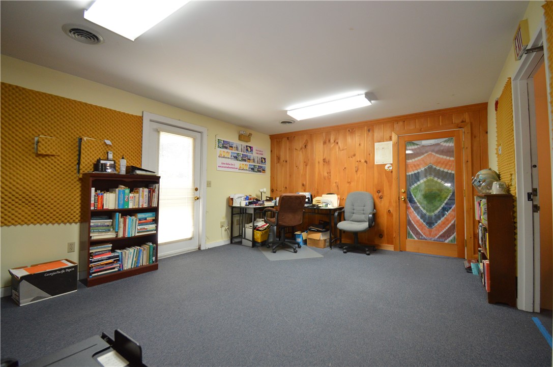 1028 East Main Road Portsmouth, RI 02871 - Photo 36 of 39