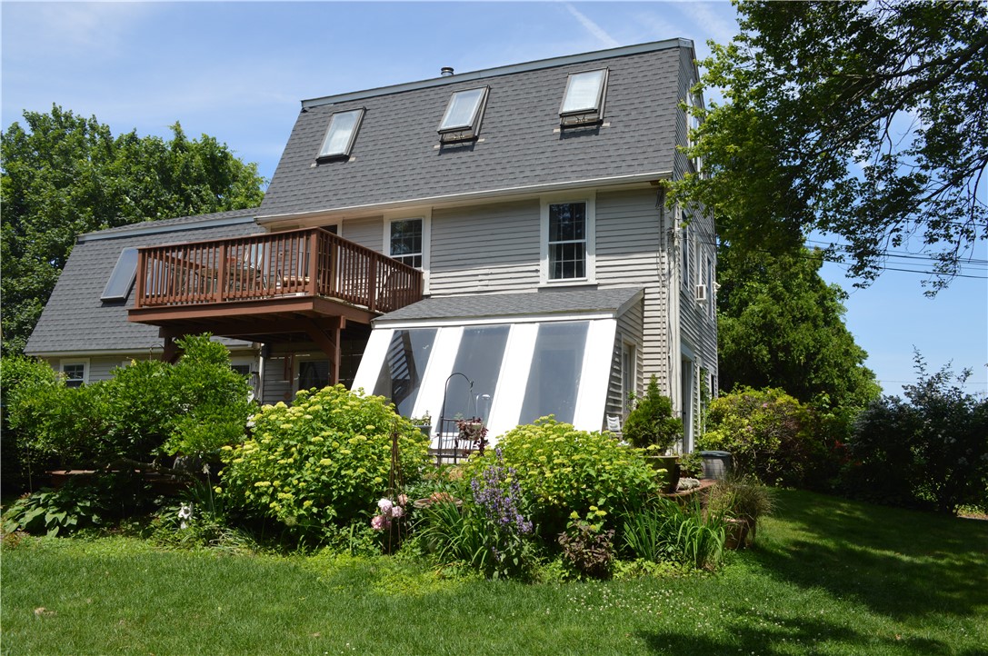 1028 East Main Road Portsmouth, RI 02871 - Photo 5 of 39