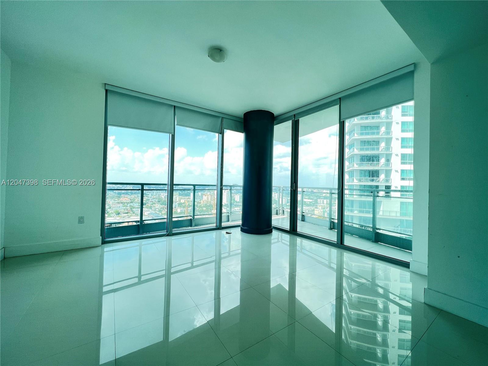 92 Southwest 3rd Street, Unit 3310 Miami, FL 33130 - Photo 9 of 26