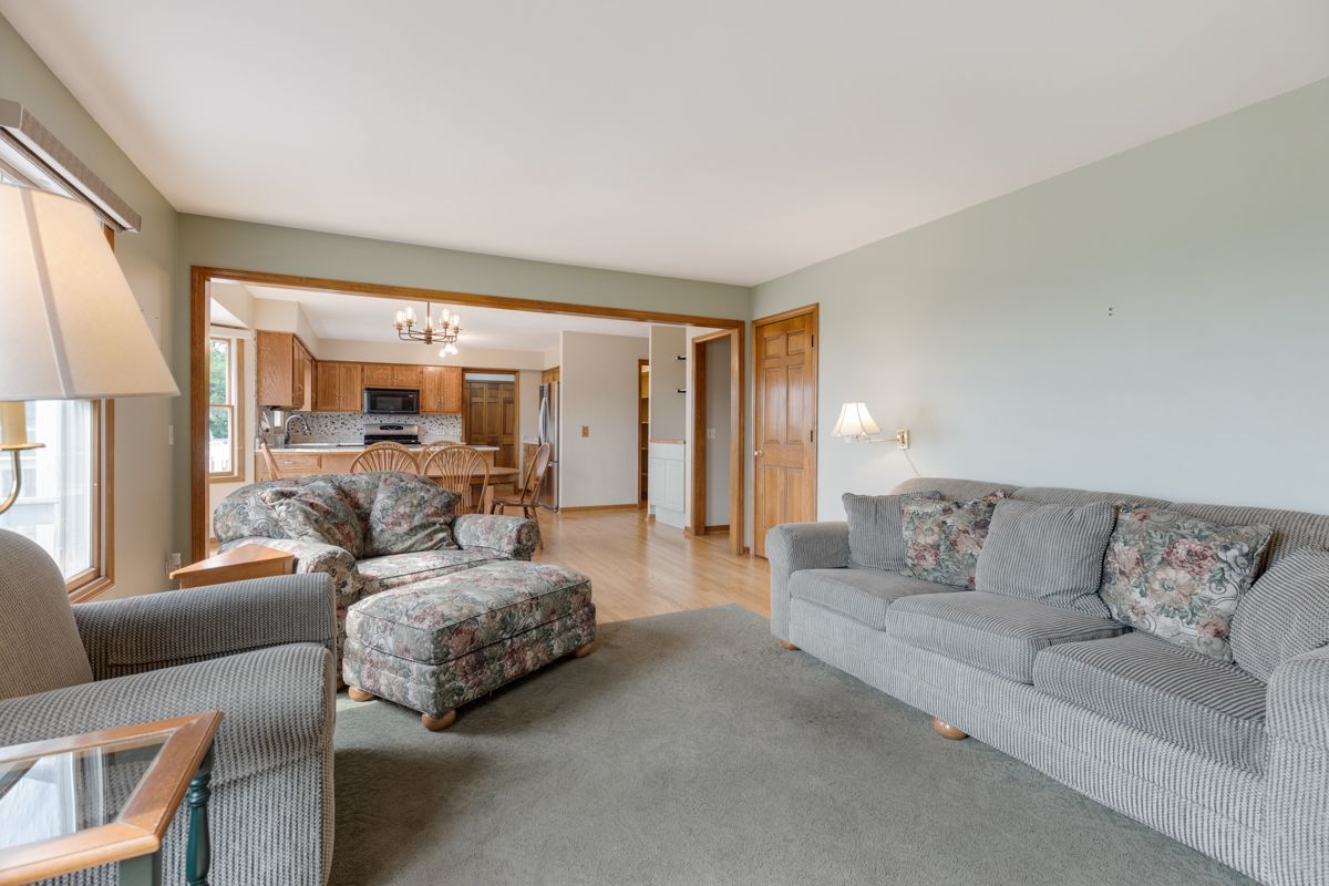 753 Millview Drive Batavia, IL 60510 - Photo 12 of 30 a living room with furniture and a large window