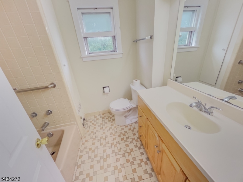 23 Salter Street Springfield, NJ 07081 - Photo 26 of 36 Gallery Image 26