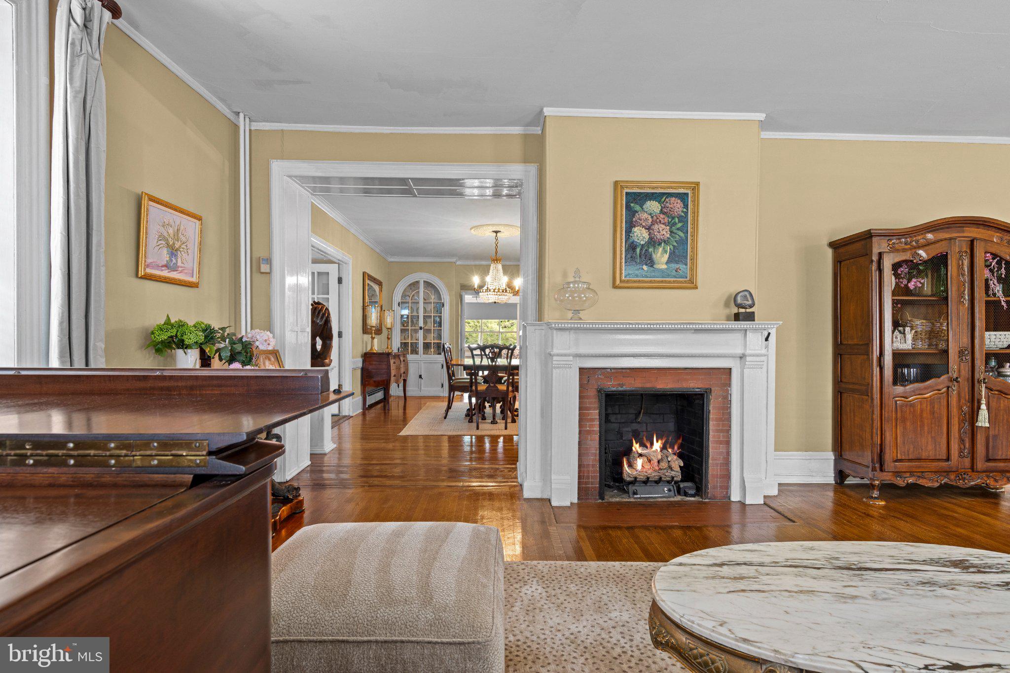 8 South Providence Road Wallingford, PA 19086 - Photo 6 of 55 Gallery Image 6