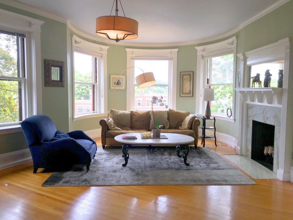 16 Garrison Road, Unit 6 Brookline, MA 02445 - Photo 5 of 26 Gallery Image 5