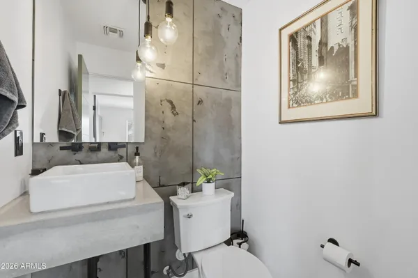 $4,995 | 2812 North 71st Place, Scottsdale, AZ 85257