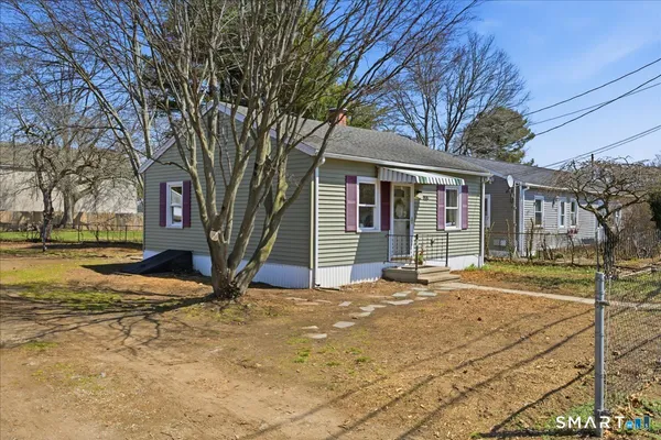 $3,000 | 106 Midway Ovl, Groton, CT 06340