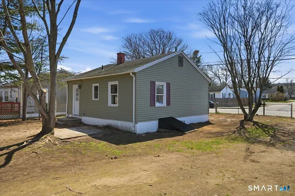 $3,000 | 106 Midway Ovl, Groton, CT 06340