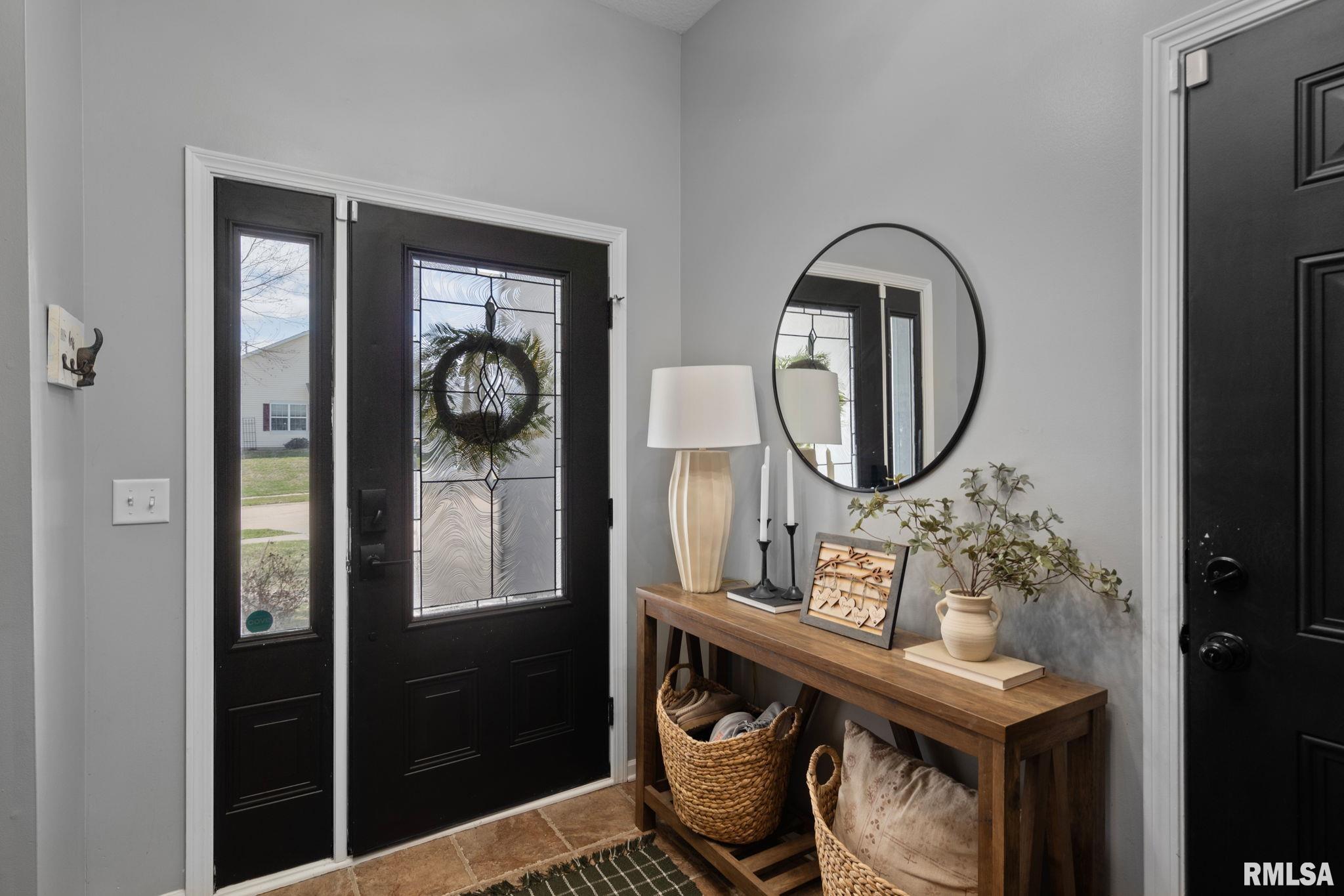 308 Portage Way Colona, IL 61241 - Photo 4 of 33