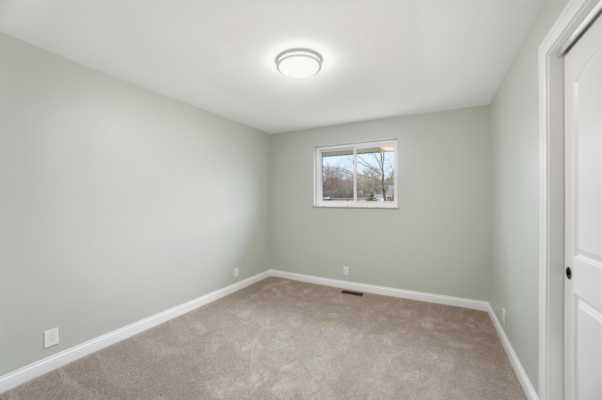 161 Ashbrook Road Dayton, OH 45415 - Photo 34 of 47 Gallery Image 34