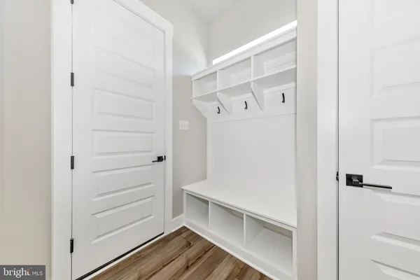 a view of walk in closet