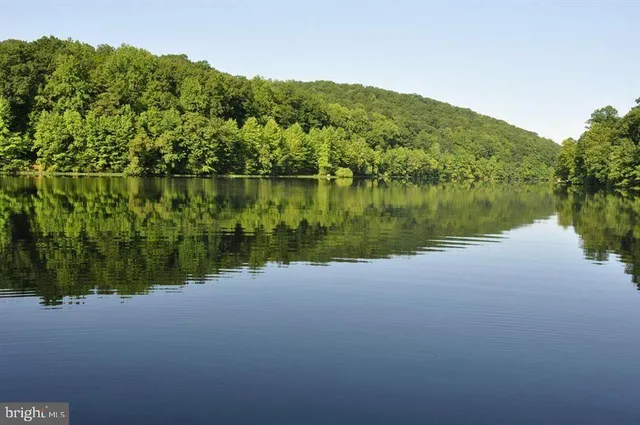 $1,290,000 | 9713 Woodlake Place, New Market, MD 21774