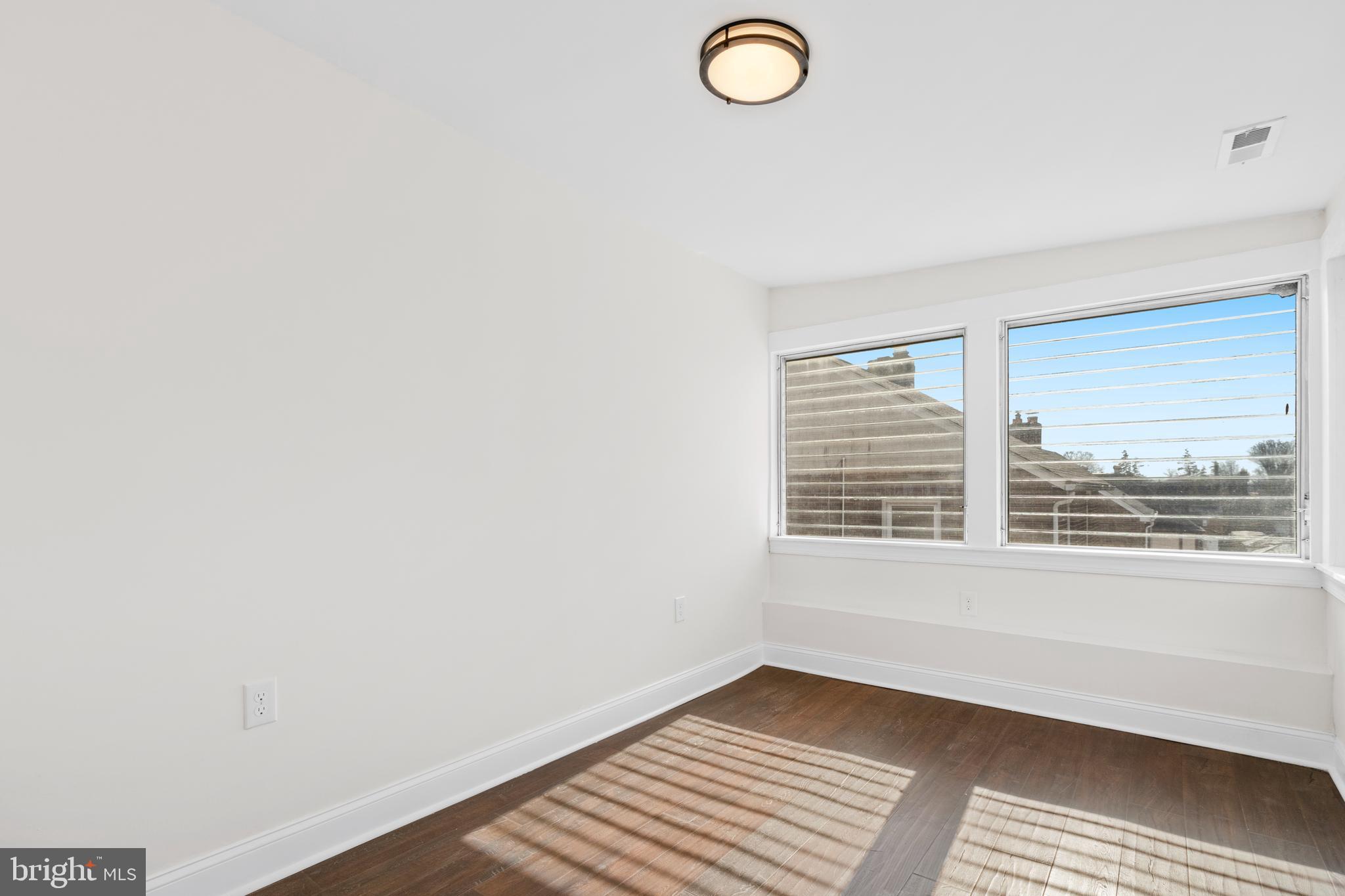 3604 Dennlyn Road Baltimore, MD 21215 - Photo 42 of 49 Gallery Image 42