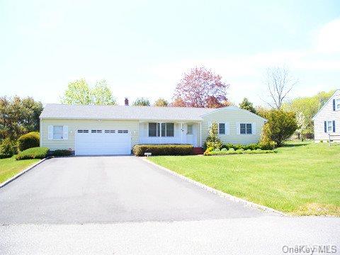7 Sandys Lane Remsenburg, NY 11960 - Photo 1 of 1