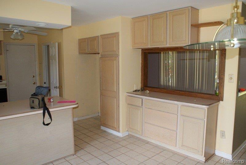 12317 White Lake Road Fenton, MI 48430 - Photo 7 of 15 7