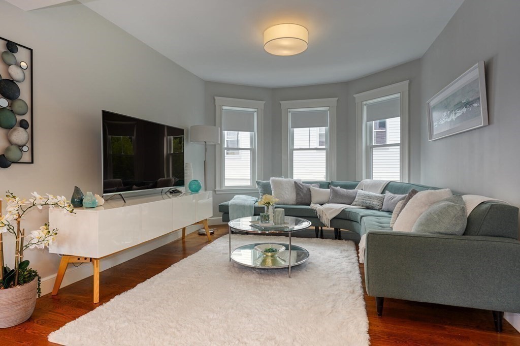 26 Park Road, Unit 2 Belmont, MA 02478 - Photo 3 of 26