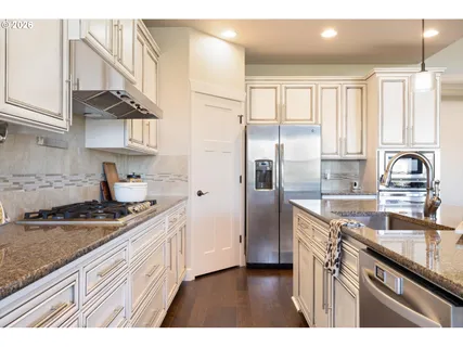 $799,900 | 1889 South Harrier Road, Ridgefield, WA 98642