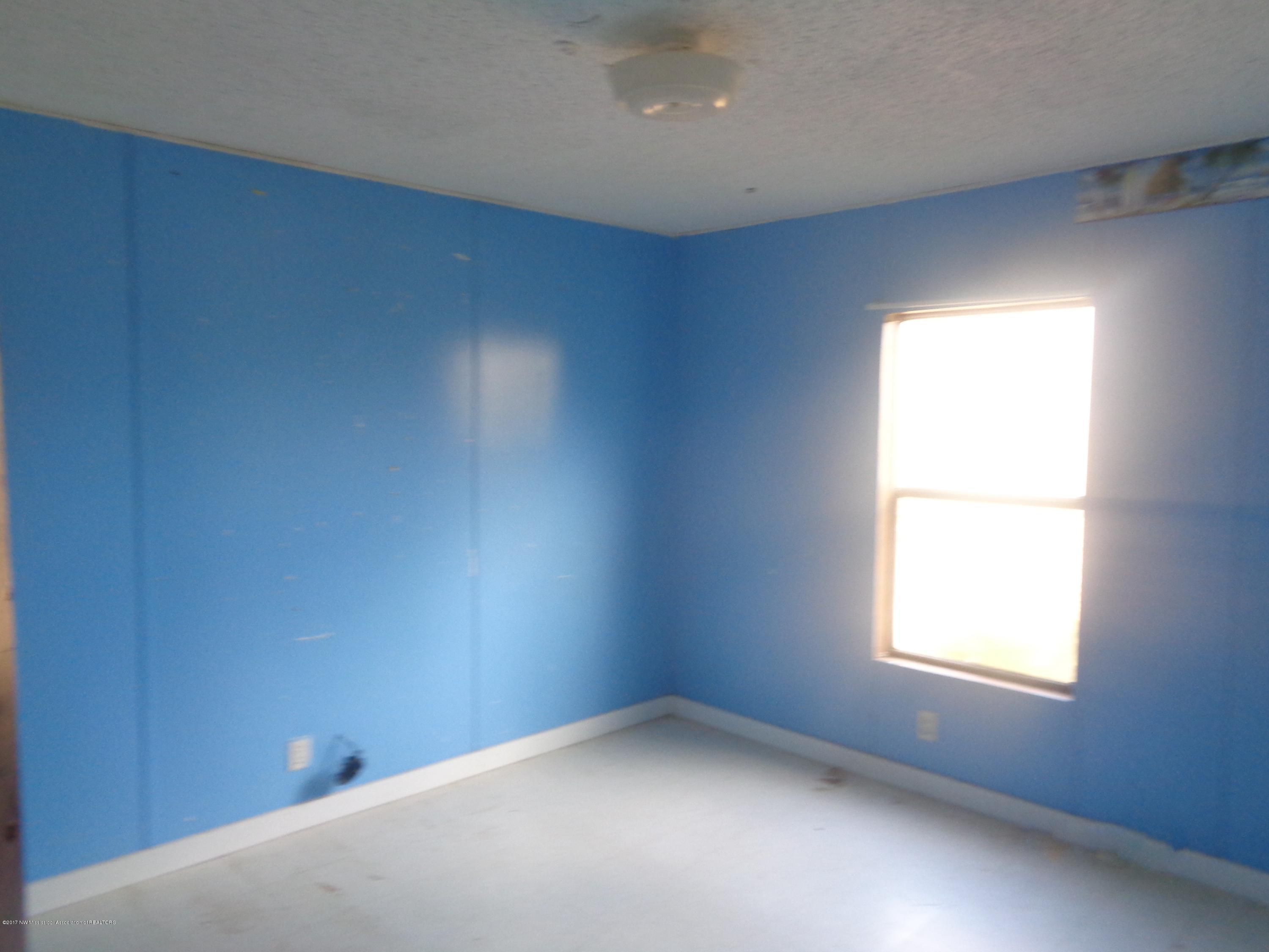 1980 Peyton Road Coldwater, MS 38618 - Photo 4 of 14 br2