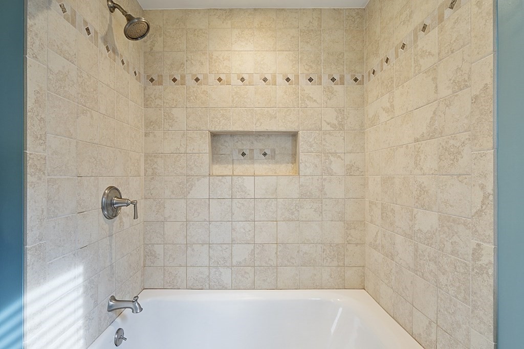 1541 Middlesex Street, Unit 16 Lowell, MA 01851 - Photo 12 of 29 a bathroom with a shower