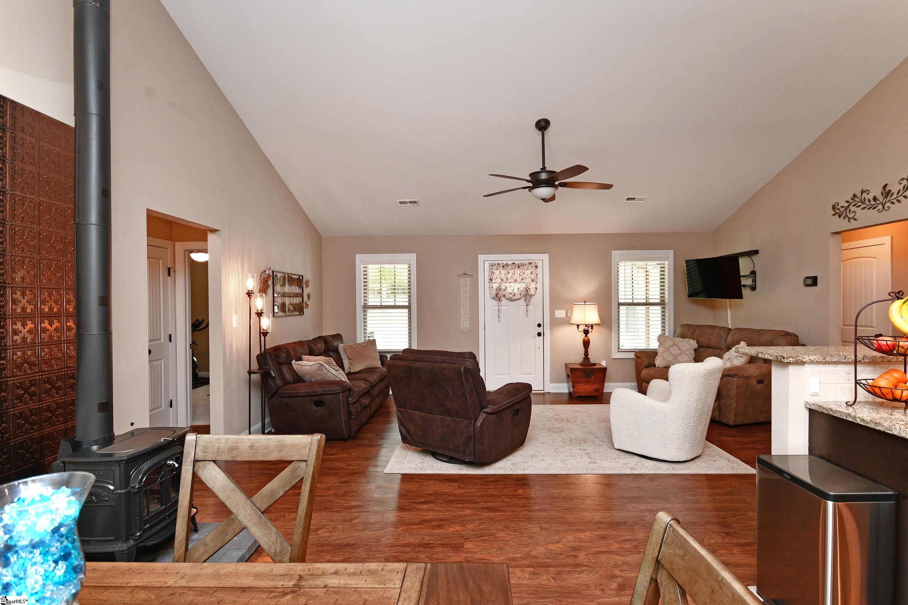 834 Conneross Road Townville, SC 29689 - Photo 18 of 50 Gallery Image 18