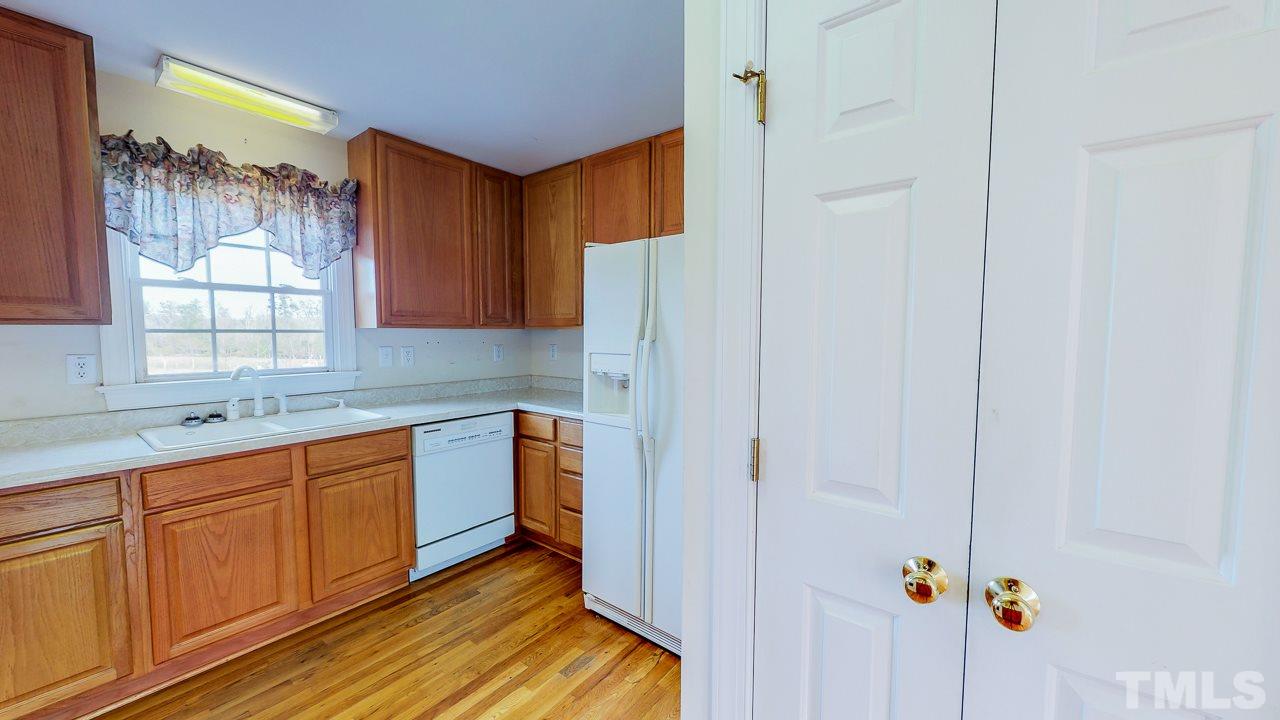 1087 Houston Blalock Road Roxboro, NC 27574 - Photo 11 of 30