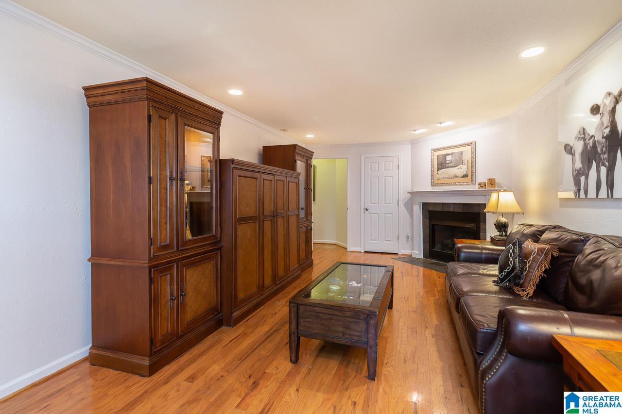 901 Highland Road Birmingham, AL 35209 - Photo 34 of 46