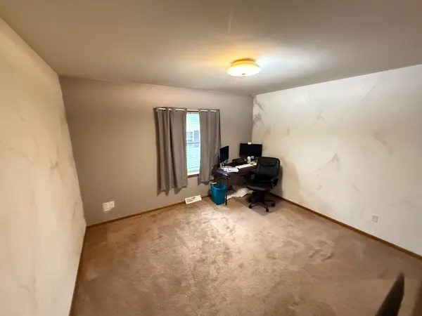 $130,000 | N115-w21106 Brookside, Germantown, WI 53022