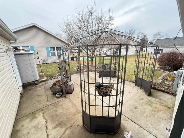 $130,000 | N115-w21106 Brookside, Germantown, WI 53022