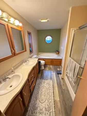 $130,000 | N115-w21106 Brookside, Germantown, WI 53022