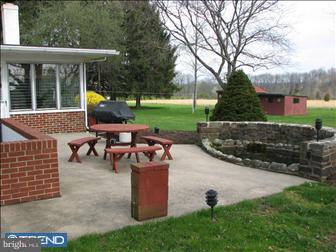 6085 North Worthington Road Doylestown, PA 18902 - Photo 4 of 5 Exterior Back