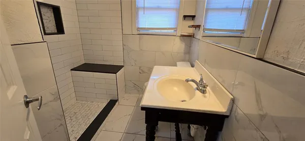 $2,300 | 3603 Fontana Drive, Dallas, TX 75220