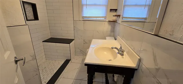 $2,500 | 3603 Fontana Drive, Dallas, TX 75220