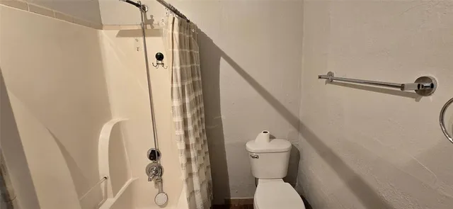 $2,500 | 3603 Fontana Drive, Dallas, TX 75220